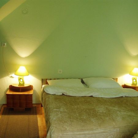 Apartments & Rooms Korzo Slavonski Brod Esterno foto